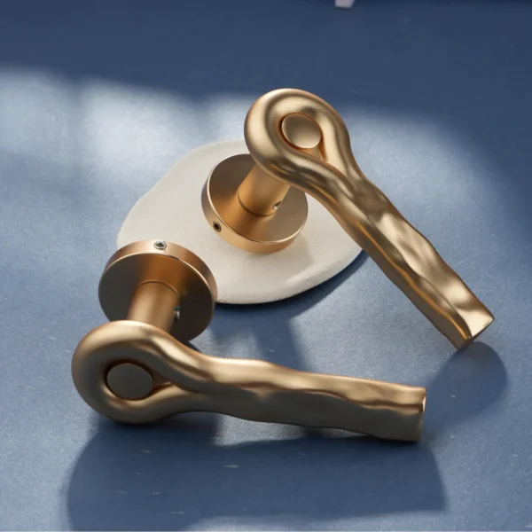 Poignée de porte moderne Golden Design